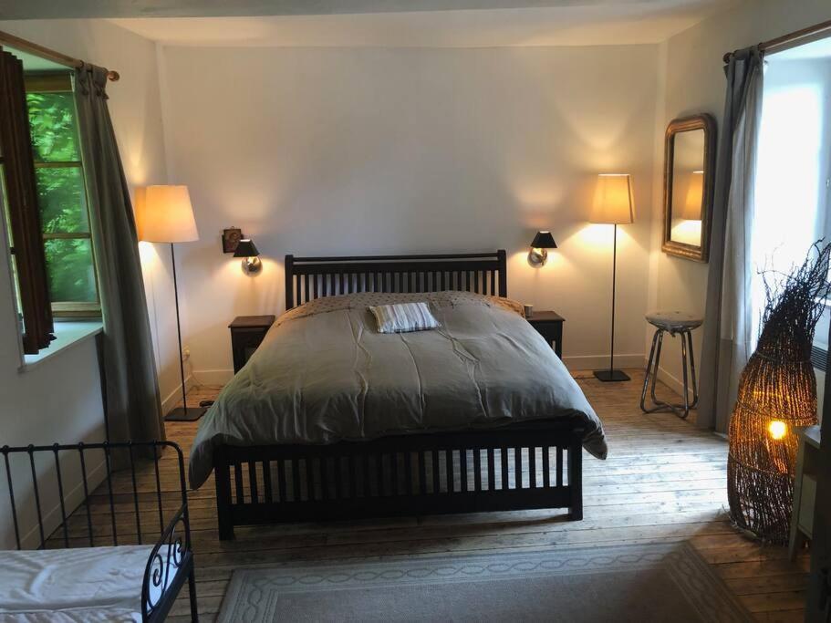 Magnifique Moulin Proche Chablis, Jacuzzi Et Riviere Villa Annay-sur-Serein Bagian luar foto