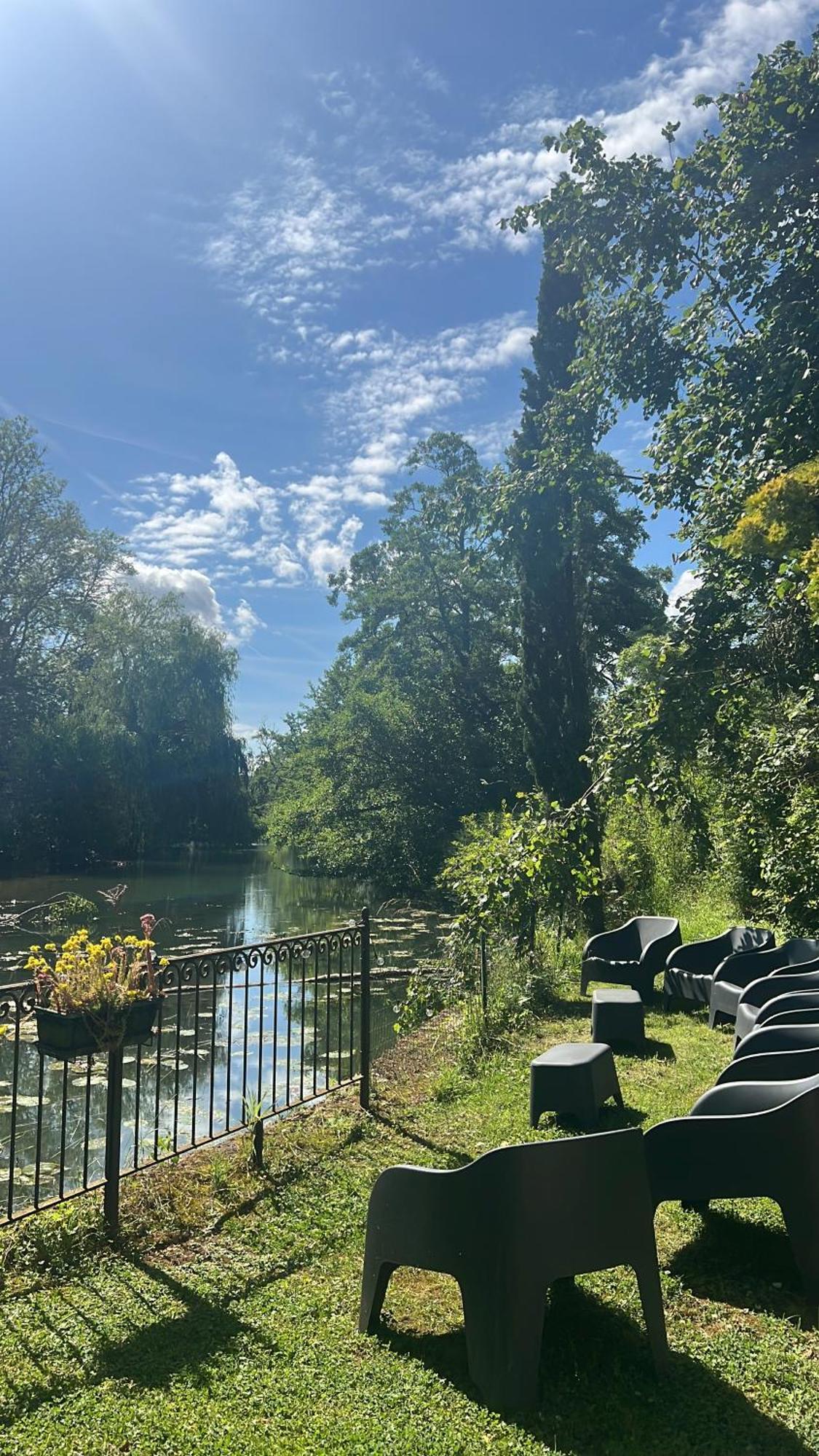 Magnifique Moulin Proche Chablis, Jacuzzi Et Riviere Villa Annay-sur-Serein Bagian luar foto